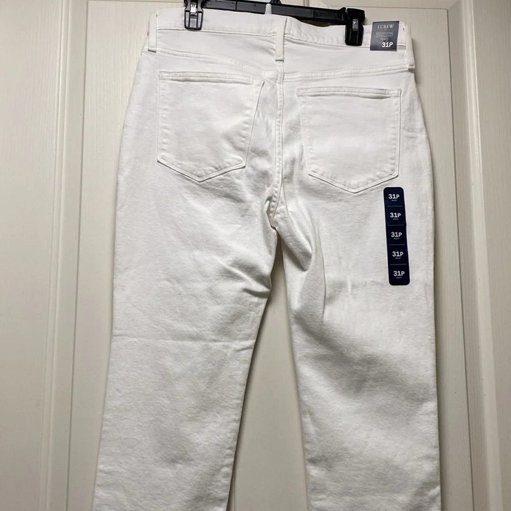NWT J CREW Essential Straight Jean Sz 31P
